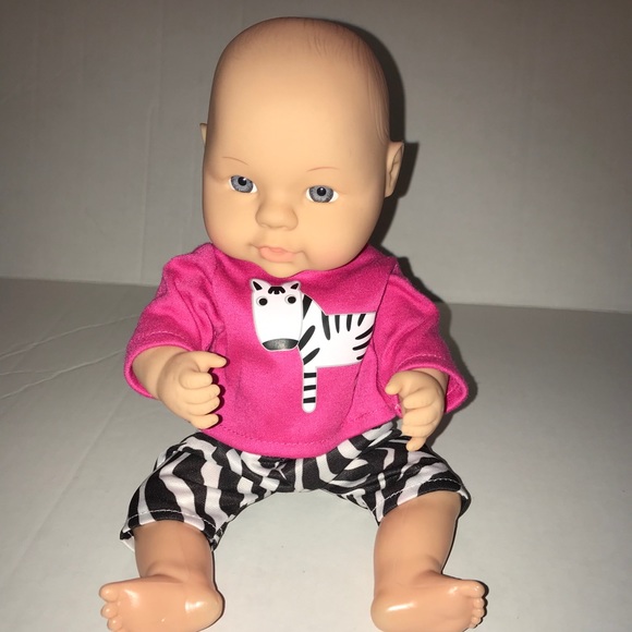 Dolls - Picture 1 of 6